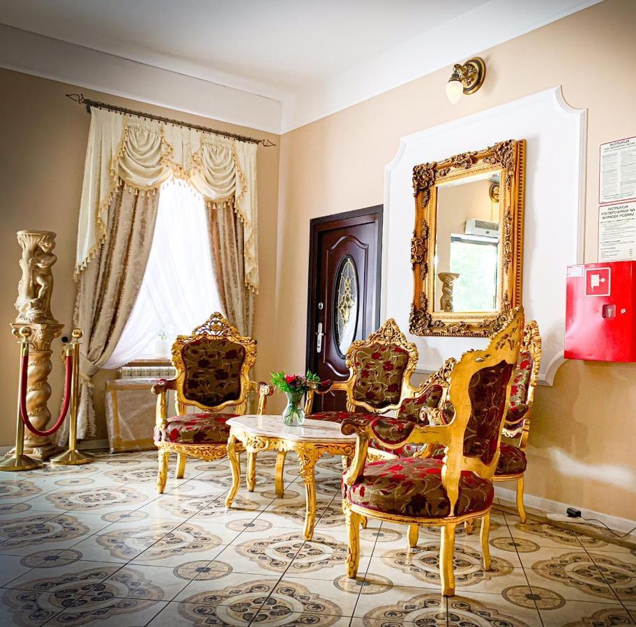 Hotel Wellness & Spa Antyczny Dwor Rudna Mala Dış mekan fotoğraf