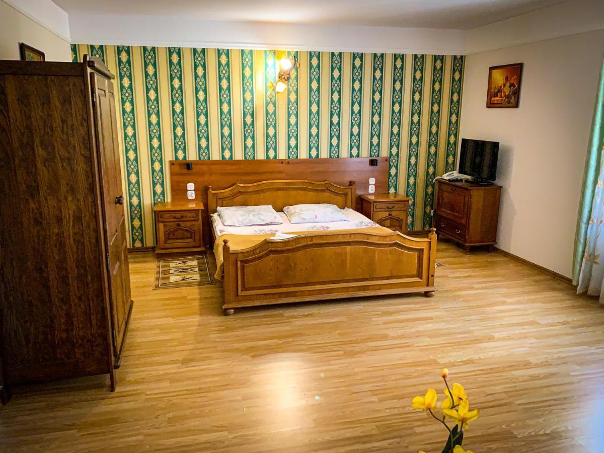 Hotel Wellness & Spa Antyczny Dwor Rudna Mala Dış mekan fotoğraf