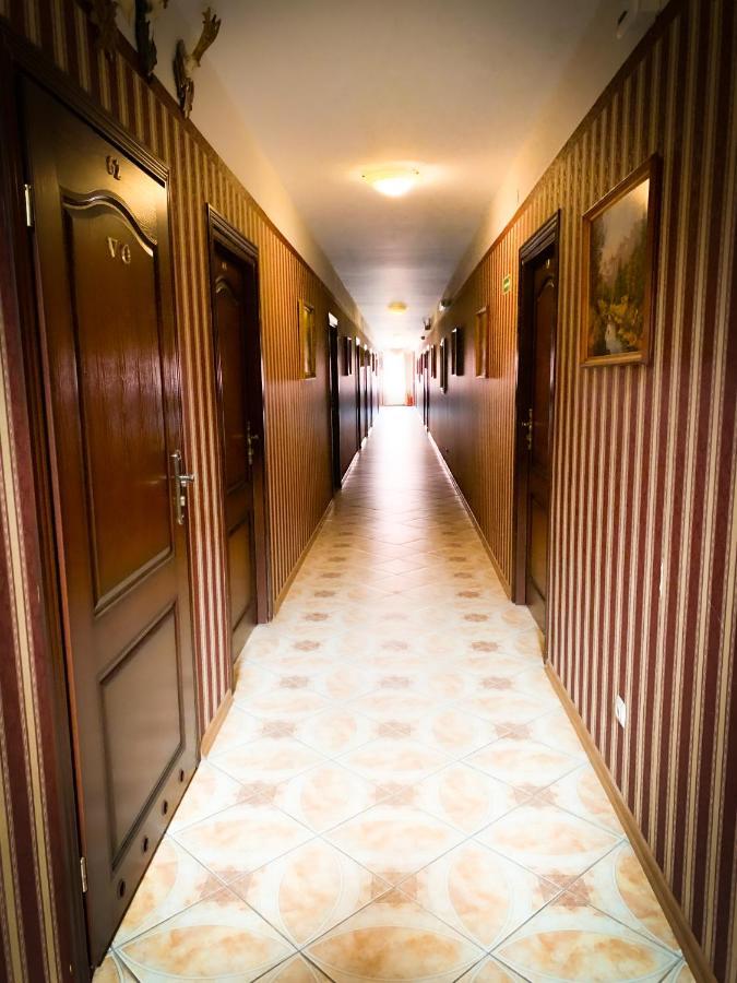 Hotel Wellness & Spa Antyczny Dwor Rudna Mala Dış mekan fotoğraf