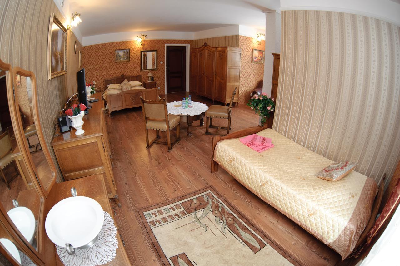 Hotel Wellness & Spa Antyczny Dwor Rudna Mala Dış mekan fotoğraf
